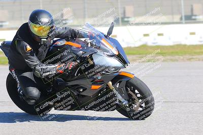 media/Jan-20-2023-Fastrack Riders (Fri) [[f2ad32aba3]]/Level 1/session 3 turn 9/